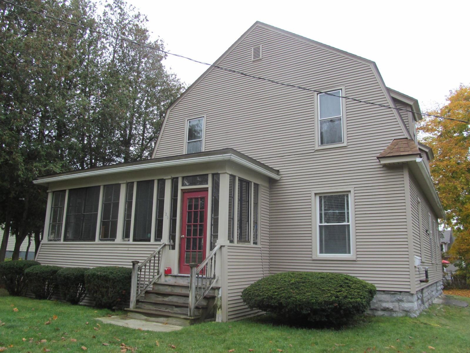 129 Lincoln Avenue Rutland, VT 05701 - Photo 2 of 40