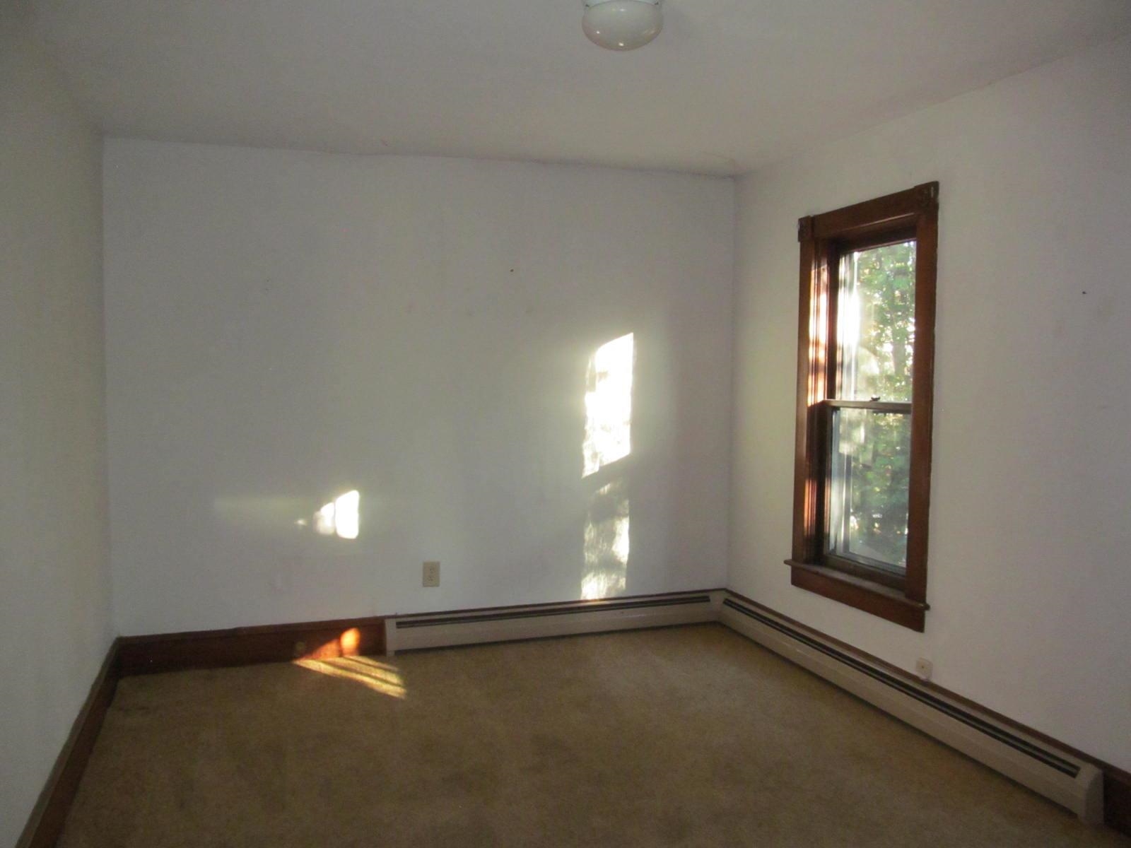 129 Lincoln Avenue Rutland, VT 05701 - Photo 21 of 40