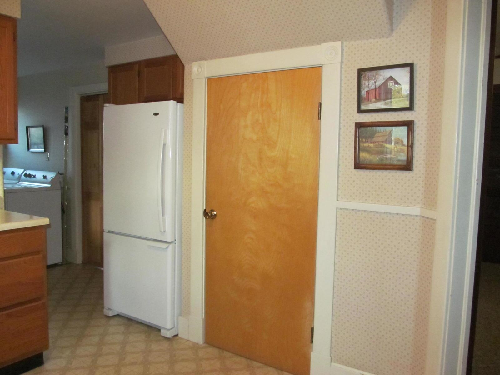129 Lincoln Avenue Rutland, VT 05701 - Photo 8 of 40