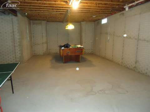 14043 North Linden Road Clio, MI 48420 - Photo 40 of 48 20400912-39.JPG