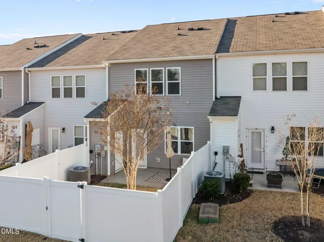 $325,000 | 123 Liam Street, Clayton, NC 27520