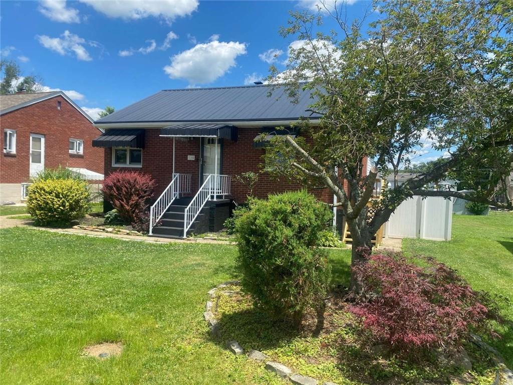 108 Federal Street Perryopolis, PA 15473 - Photo 2 of 22