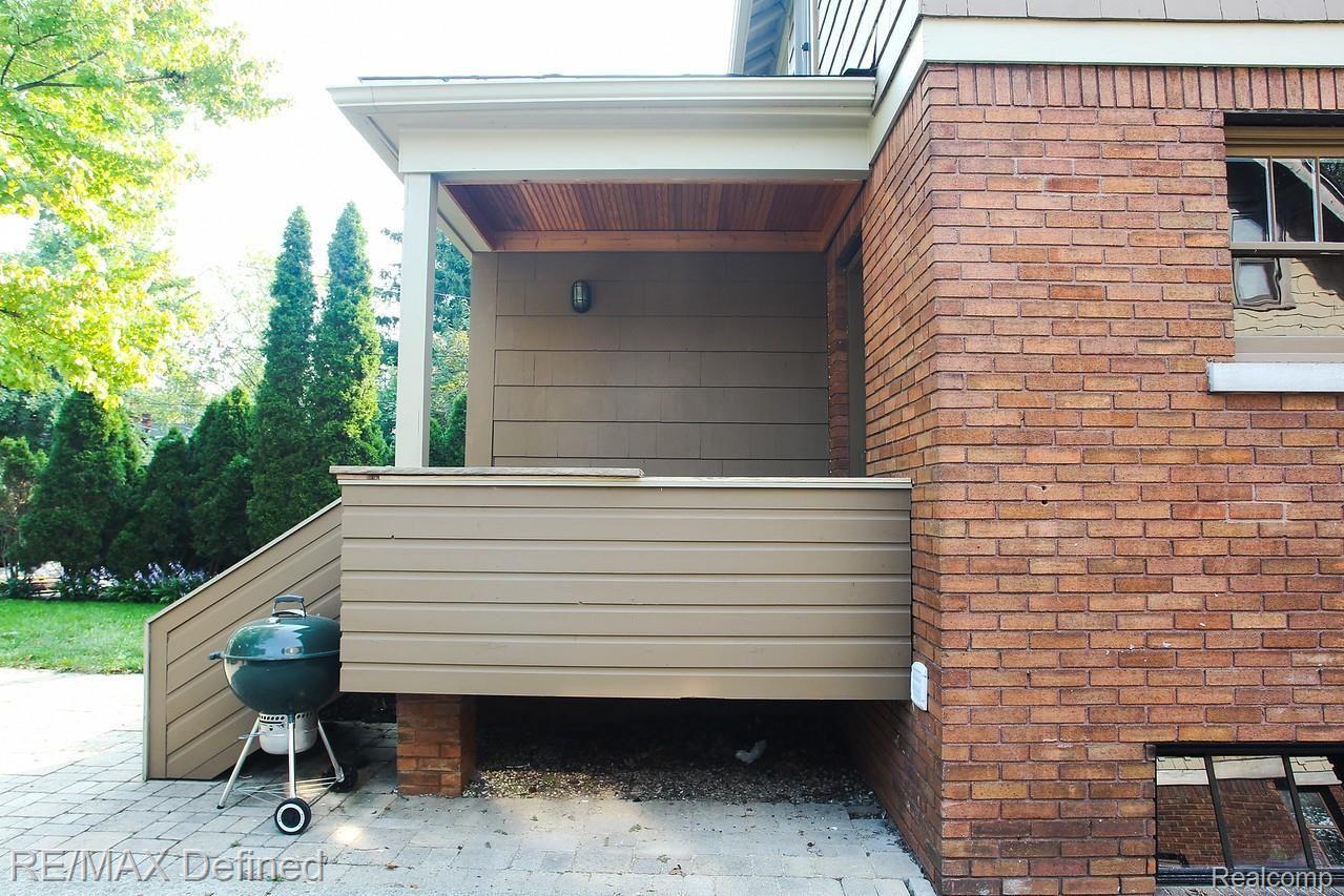 59 Amherst Road Pleasant Ridge, MI 48069 - Photo 43 of 45 i-29ngj9W-X2.jpg