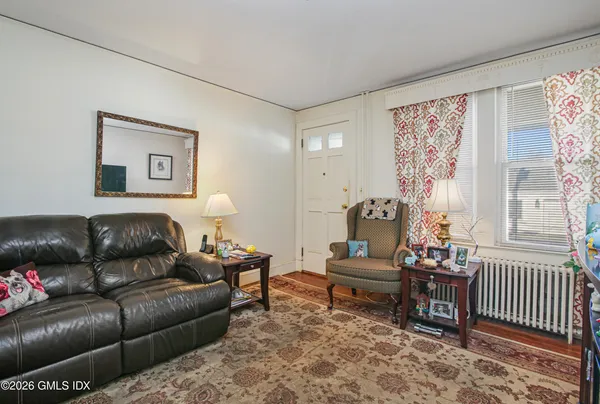 $1,550,000 | 64 Le Grande Avenue, Greenwich, CT 06830