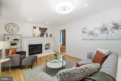 $749,000 | 1332 Winding Waye Lane, Silver Spring, MD 20902