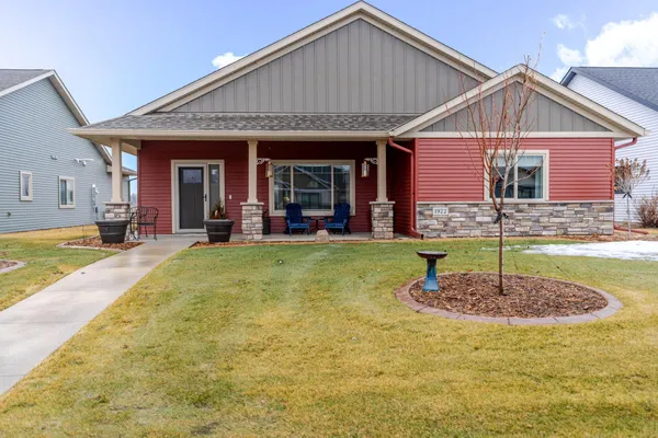 $409,900 | 1922 Sandstone Loop South, Sartell, MN 56377