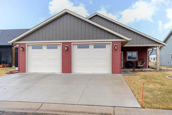 $409,900 | 1922 Sandstone Loop South, Sartell, MN 56377