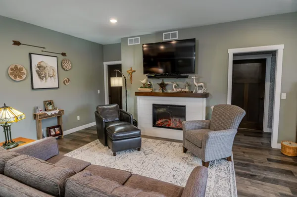 $409,900 | 1922 Sandstone Loop South, Sartell, MN 56377