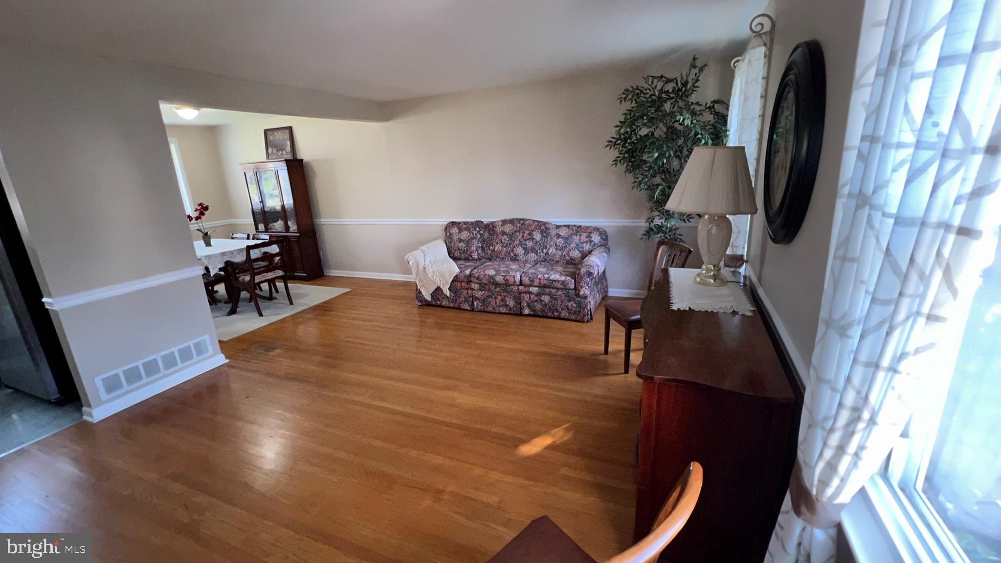 5 Knoll Road Stratford, NJ 08084 - Photo 8 of 34
