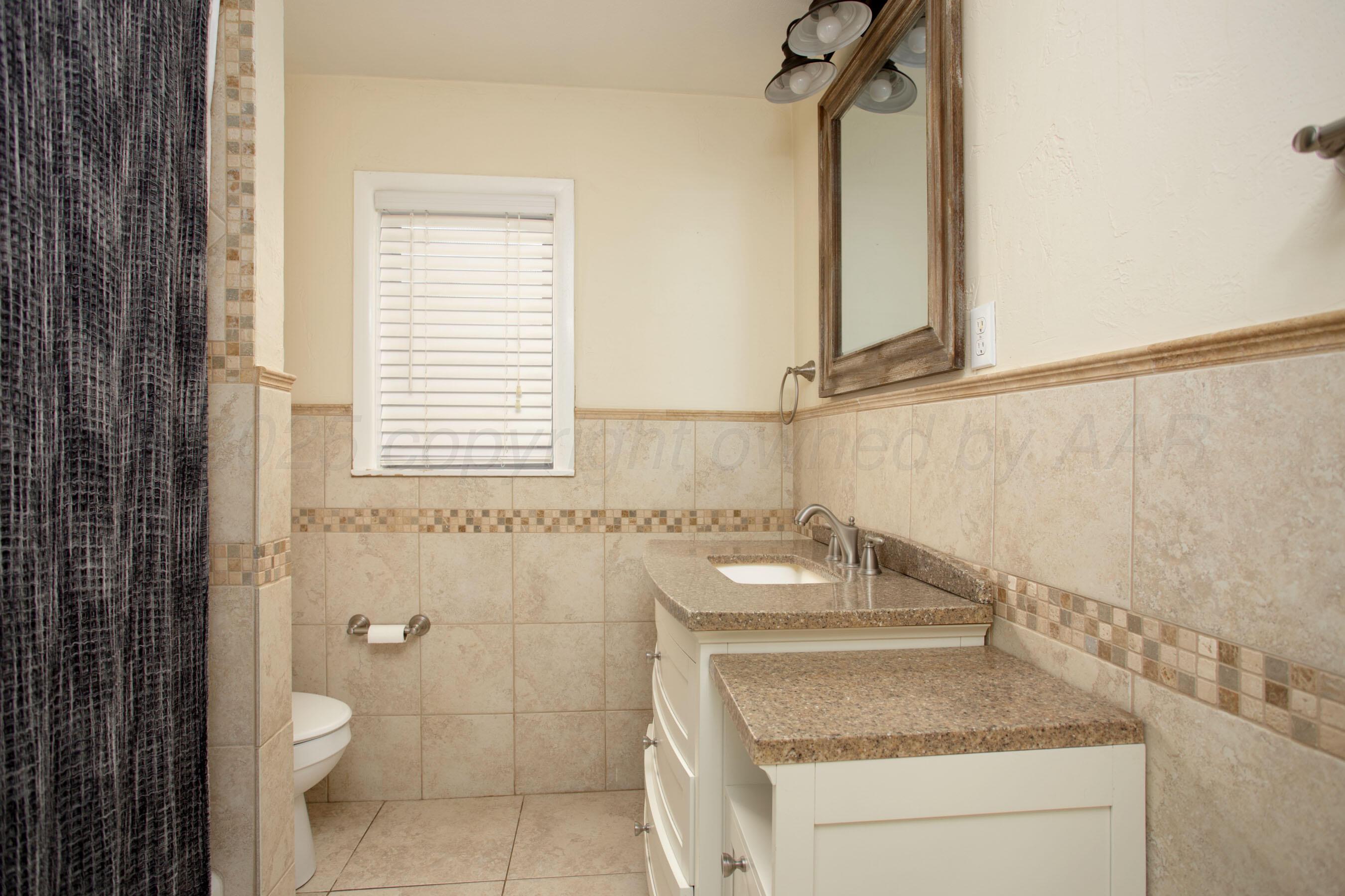 3412 South Rusk Street Amarillo, TX 79109 - Photo 25 of 36 bathroom