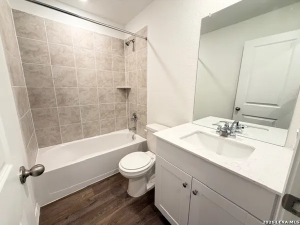 $1,900 | 14707 Armstrong Field, San Antonio, TX 78245