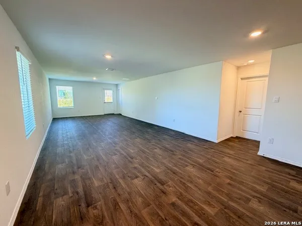 $1,900 | 14707 Armstrong Field, San Antonio, TX 78245