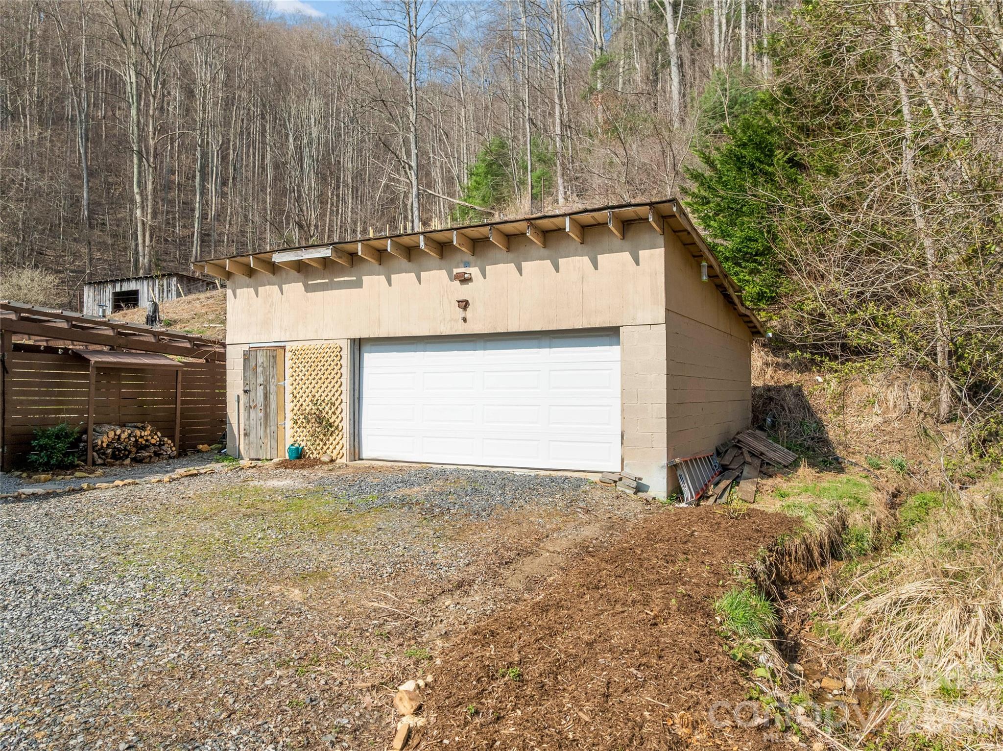 1105 Griffin Branch Road Marshall, NC 28753 - Photo 39 of 48
