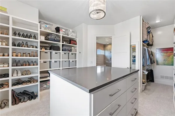 $2,100,000 | 4140 West 151st Street, Leawood, KS 66224