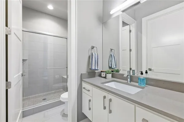 $2,100,000 | 4140 West 151st Street, Leawood, KS 66224