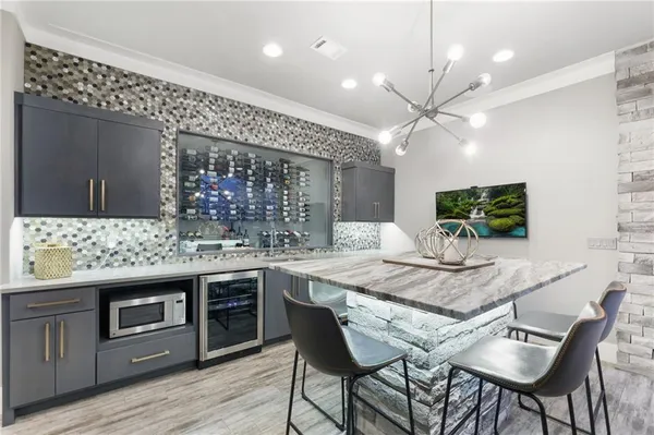 $2,100,000 | 4140 West 151st Street, Leawood, KS 66224