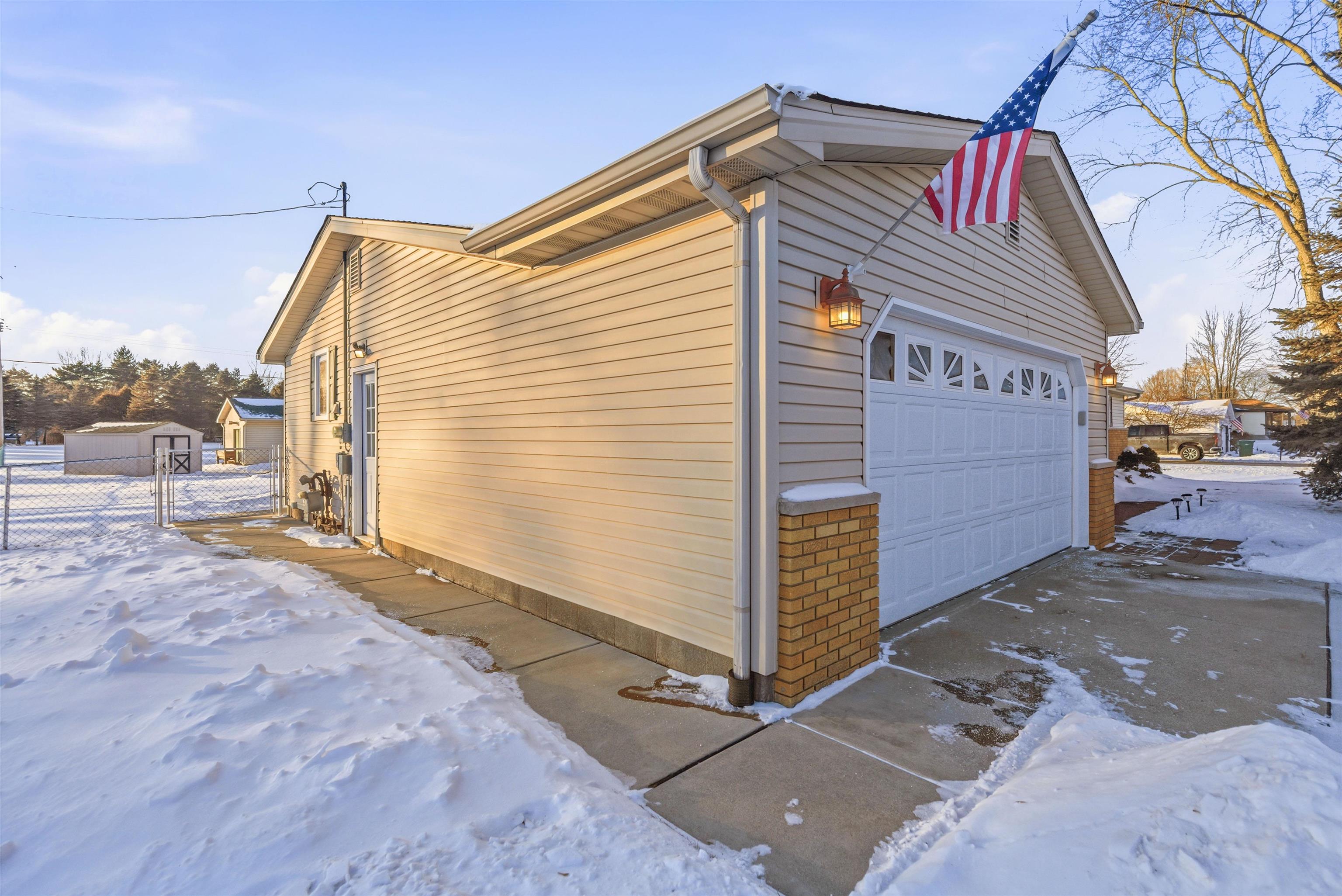 3101 Range Road Port Huron, MI 48060 - Photo 30 of 50 50197971-ab1b34a8-34ba-4c30-9b72-b20594b01b21.JPG