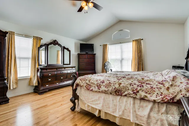 $3,100 | 346 Lucille Lane, Unit 346, Schaumburg, IL 60193