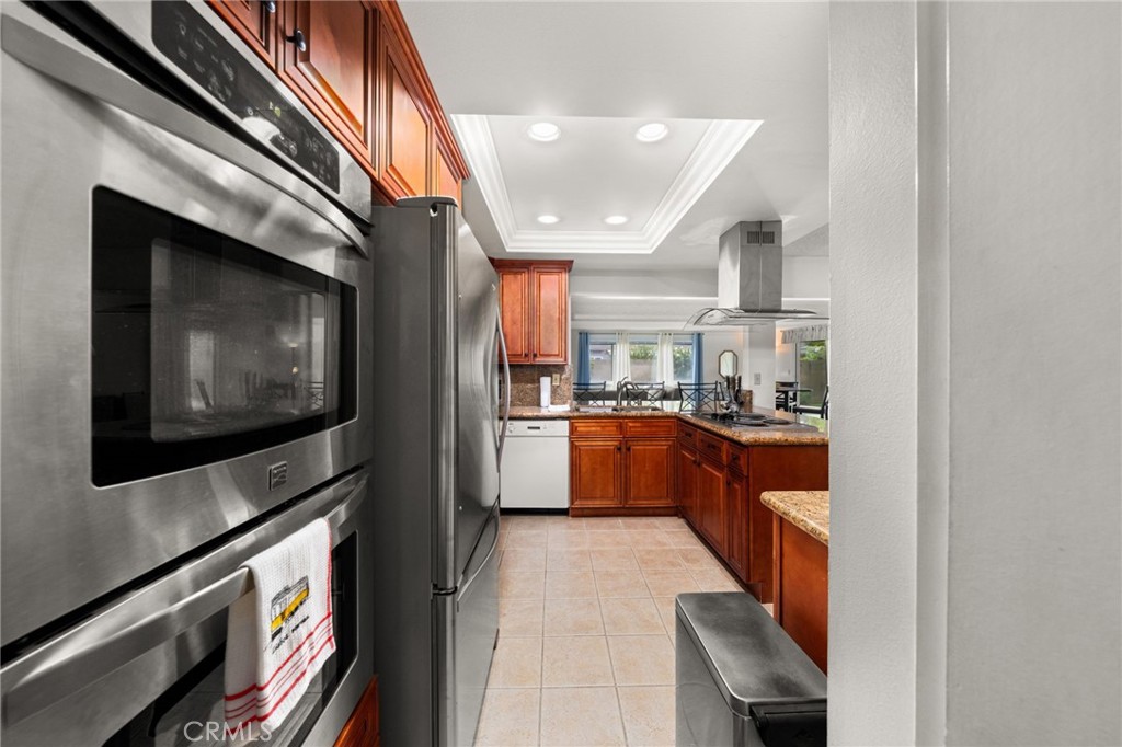 8912 Pebble Beach Circle Westminster, CA 92683 - Photo 11 of 46