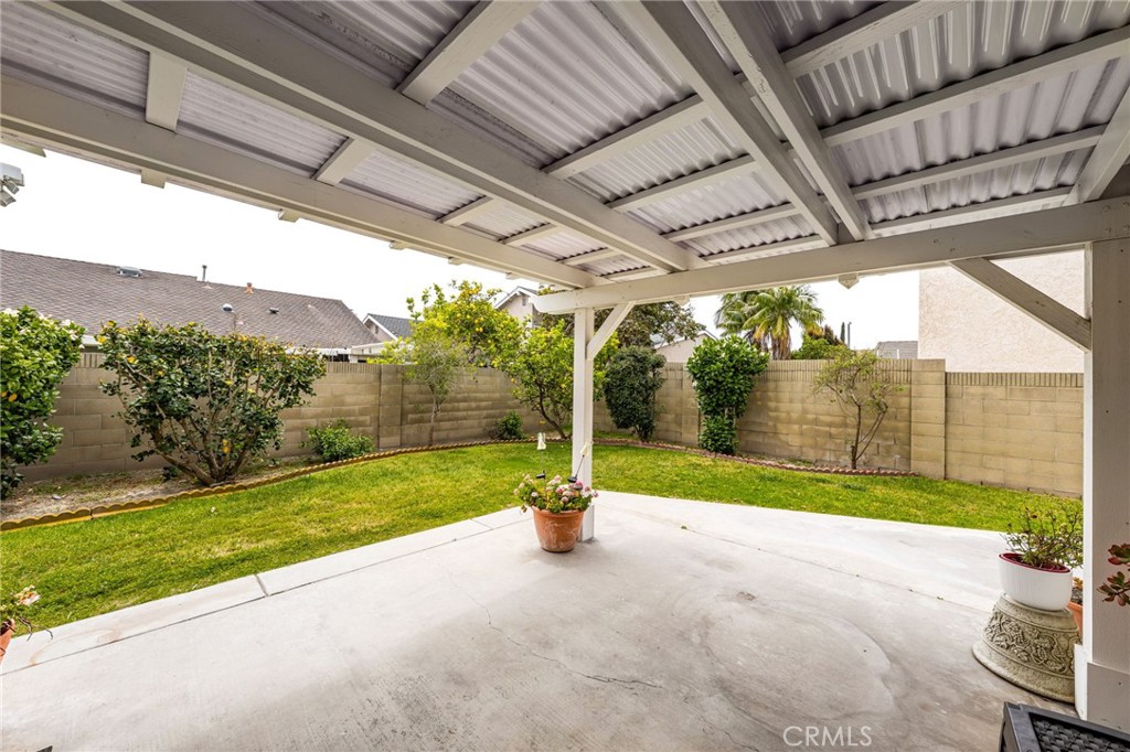 8912 Pebble Beach Circle Westminster, CA 92683 - Photo 32 of 46