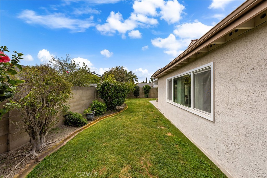 8912 Pebble Beach Circle Westminster, CA 92683 - Photo 38 of 46