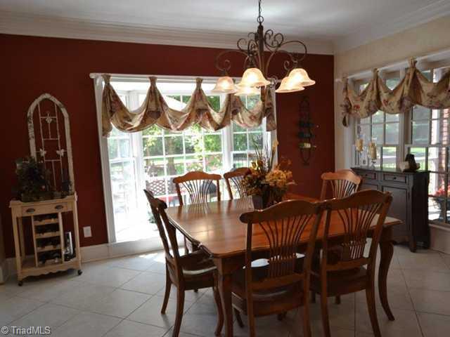 272 Skeen Road Denton, NC 27239 - Photo 7 of 16 Breakfast.