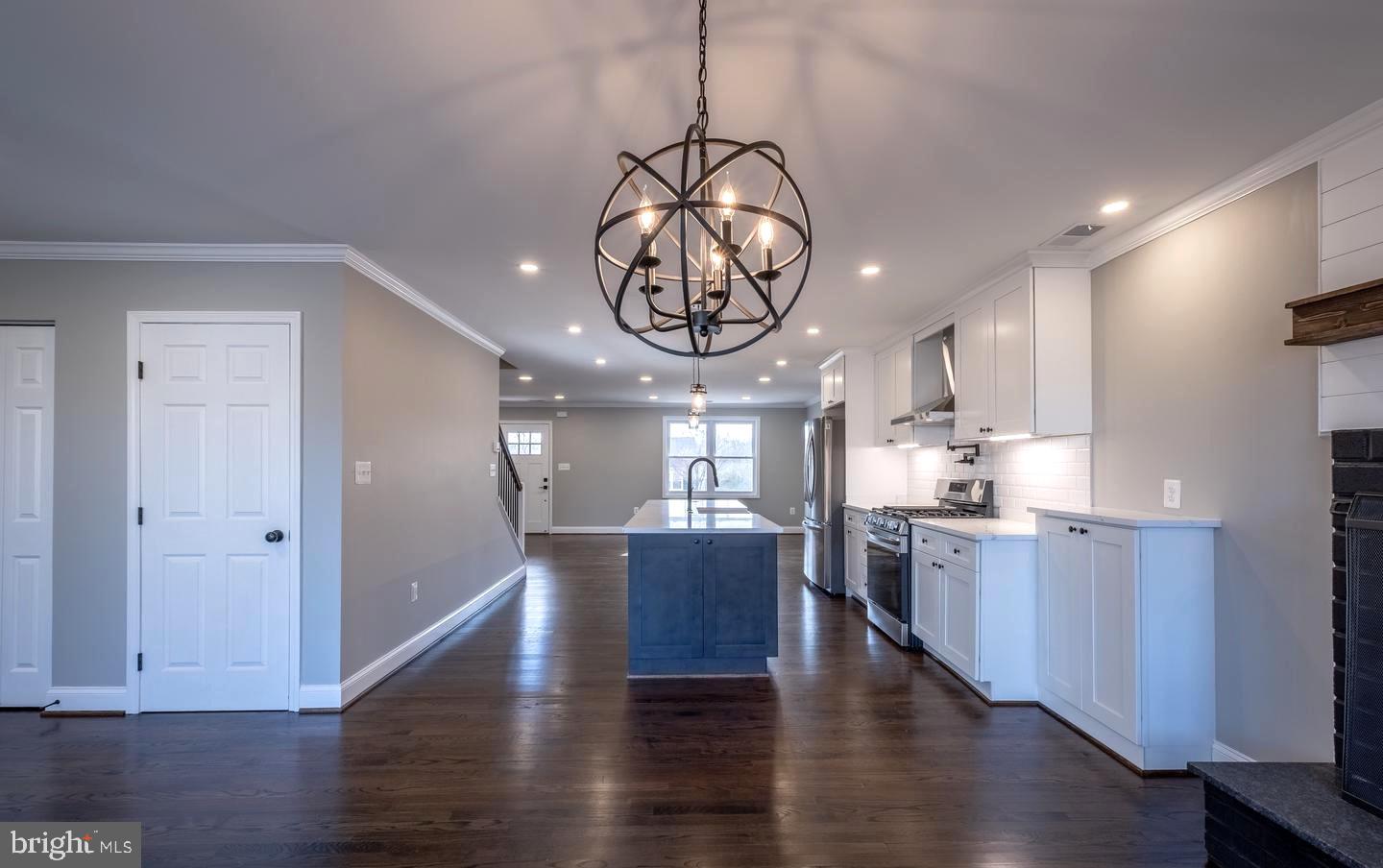 6816 Westcott Road Falls Church, VA 22042 - Photo 14 of 23