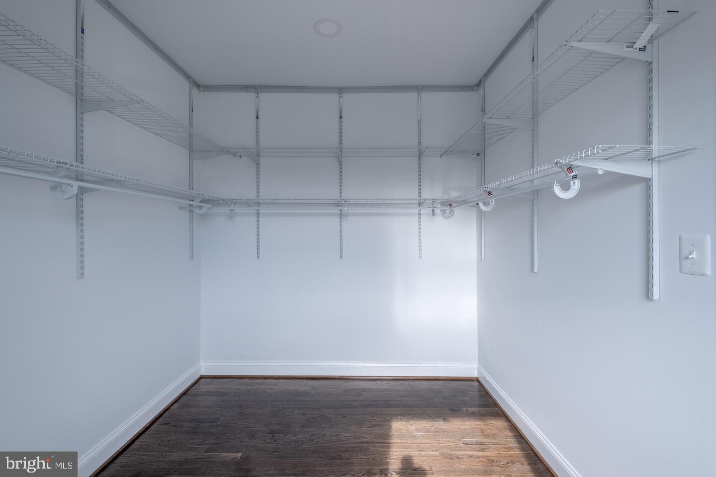 6816 Westcott Road Falls Church, VA 22042 - Photo 17 of 23