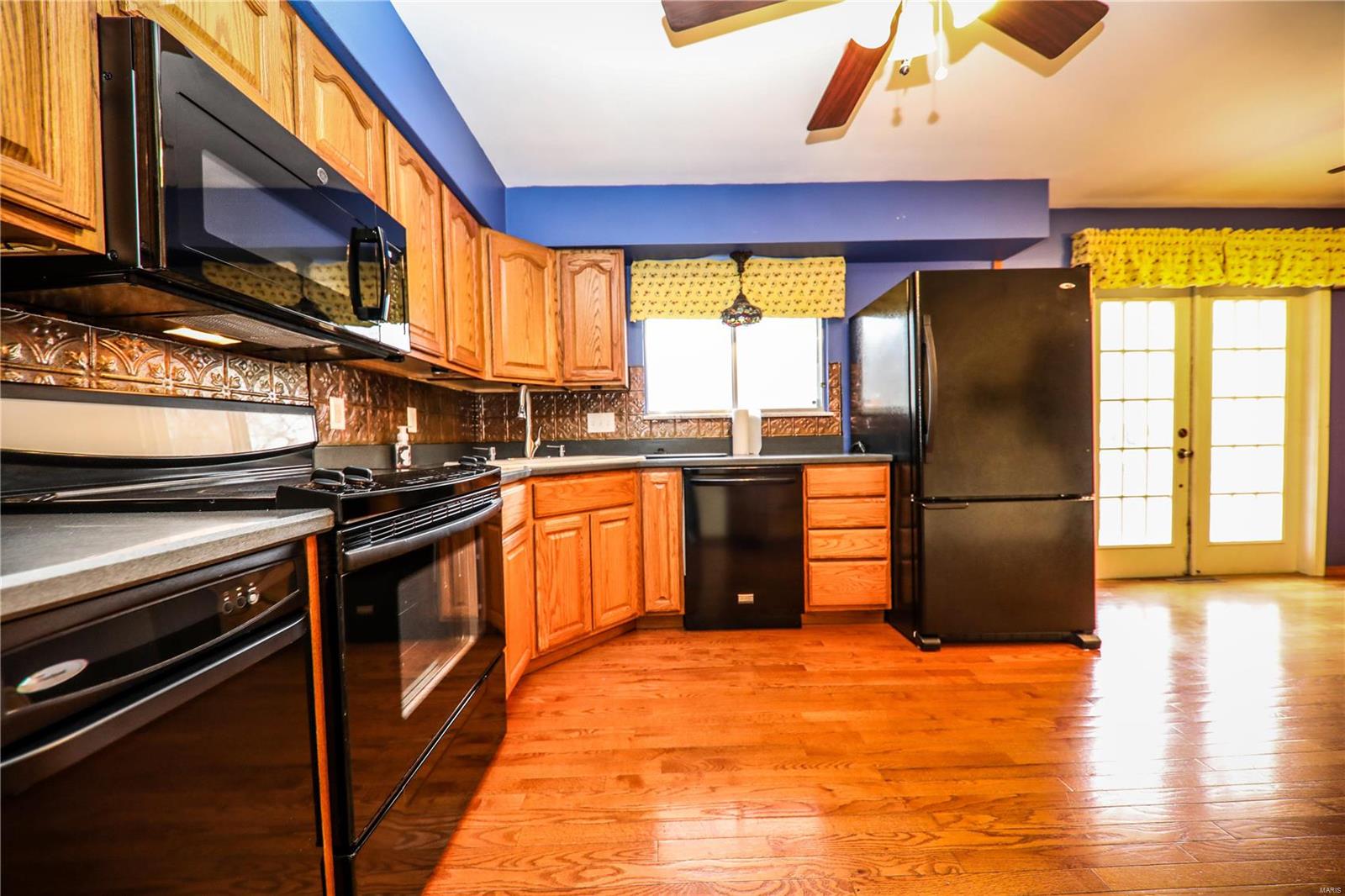 2914 Seiler Road Alton, IL 62002 - Photo 3 of 20