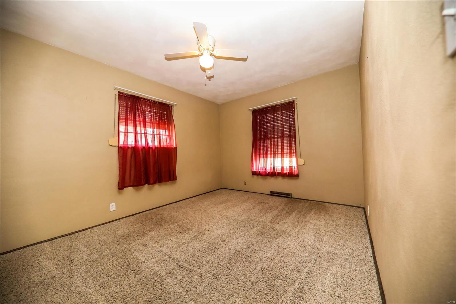 2914 Seiler Road Alton, IL 62002 - Photo 10 of 20