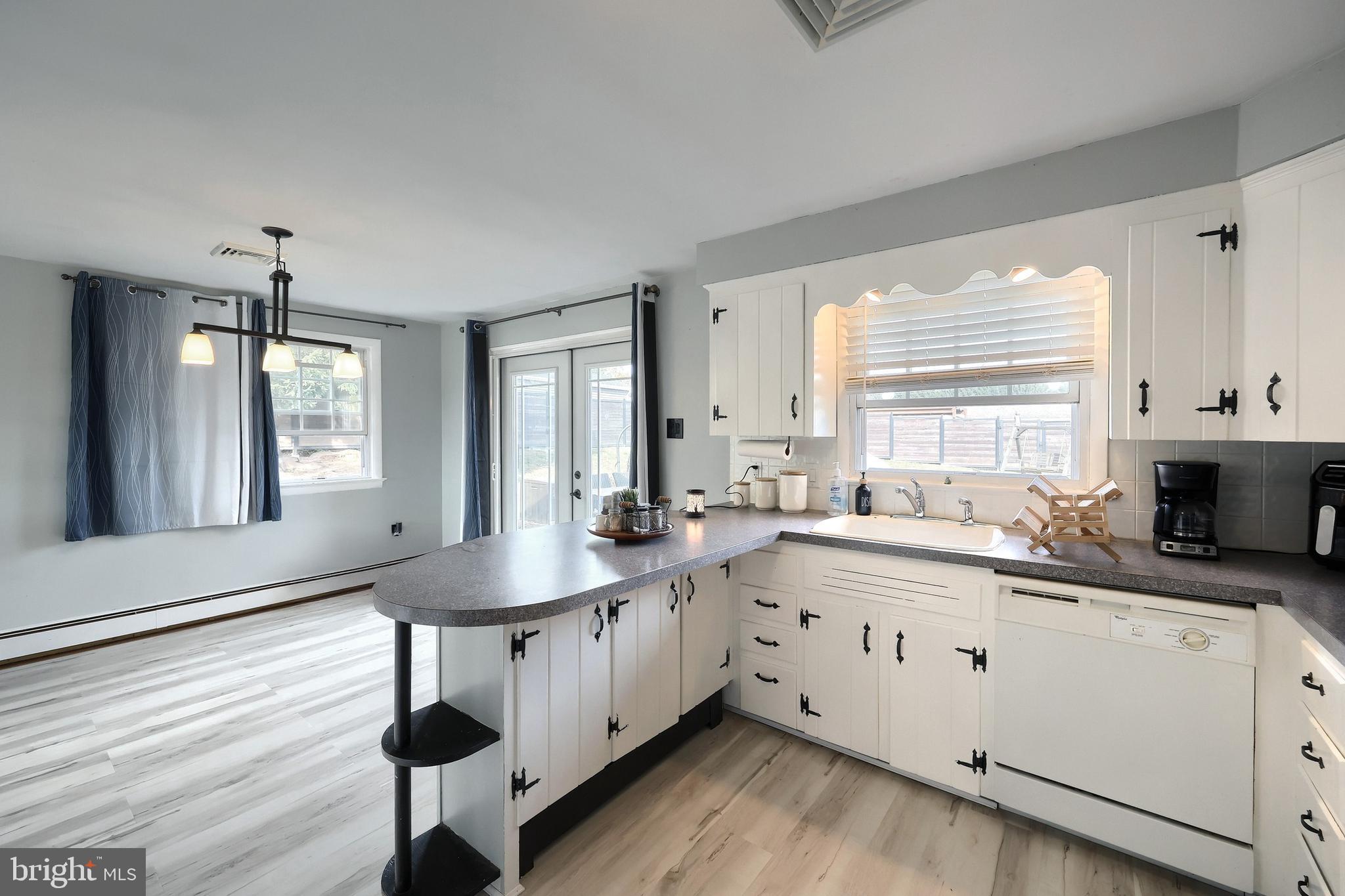 1285 Crescent Road York, PA 17402 - Photo 16 of 42