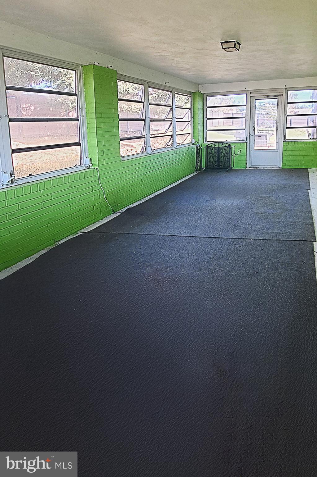 1285 Crescent Road York, PA 17402 - Photo 21 of 42