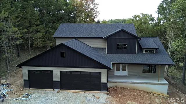 $599,000 | 9635 Duffer Drive, Hillsboro, MO 63050