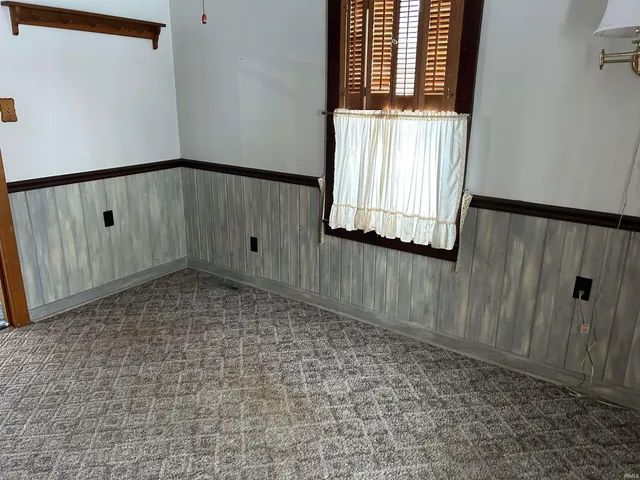 $425,000 | 99 EMS B42 Lane, Leesburg, IN 46538