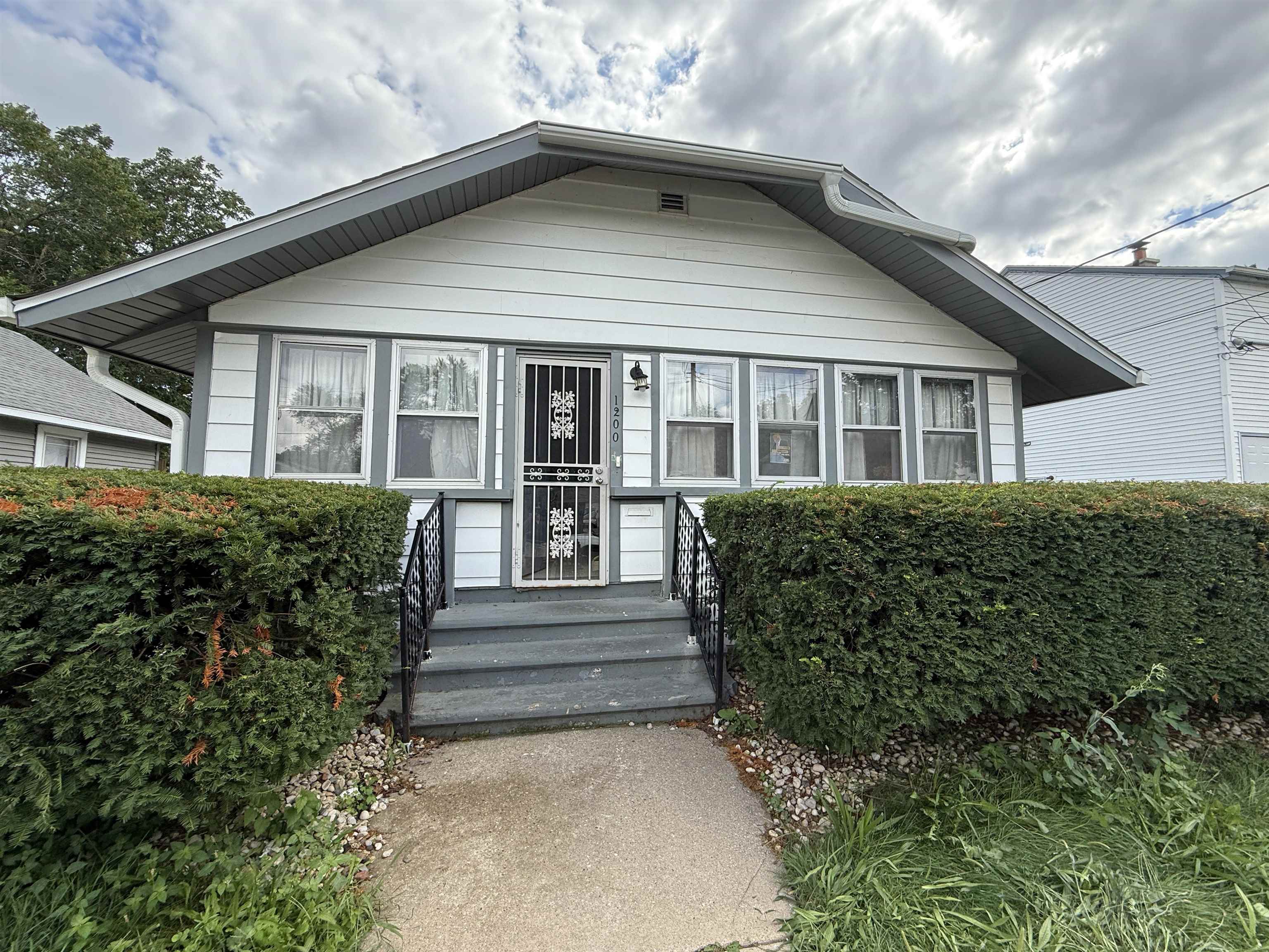 1200 Randall Street Beloit, WI 53511 - Photo 1 of 16