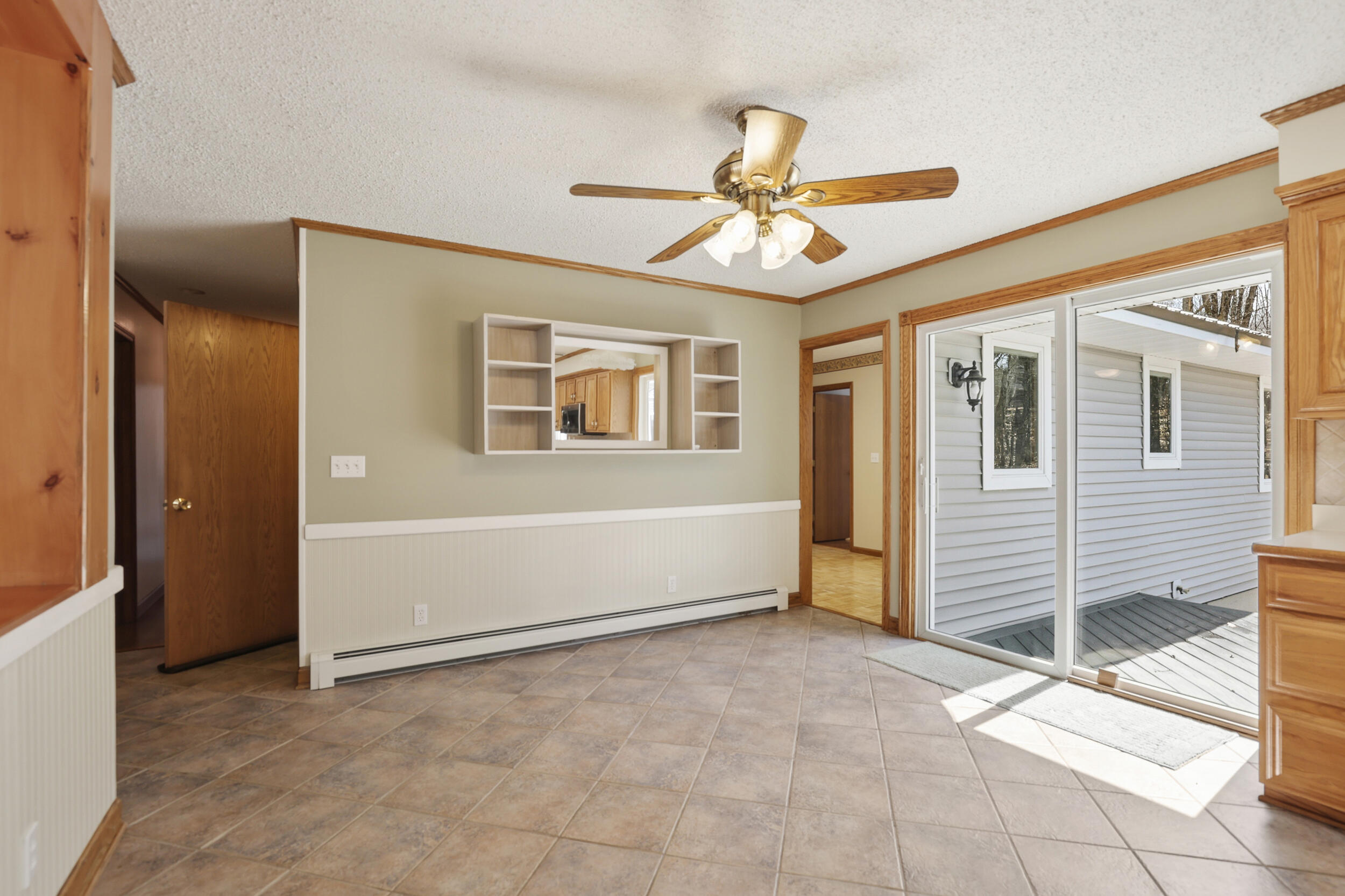 10319 East 4 1/2 Mile Road Luther, MI 49656 - Photo 13 of 61 Dining area