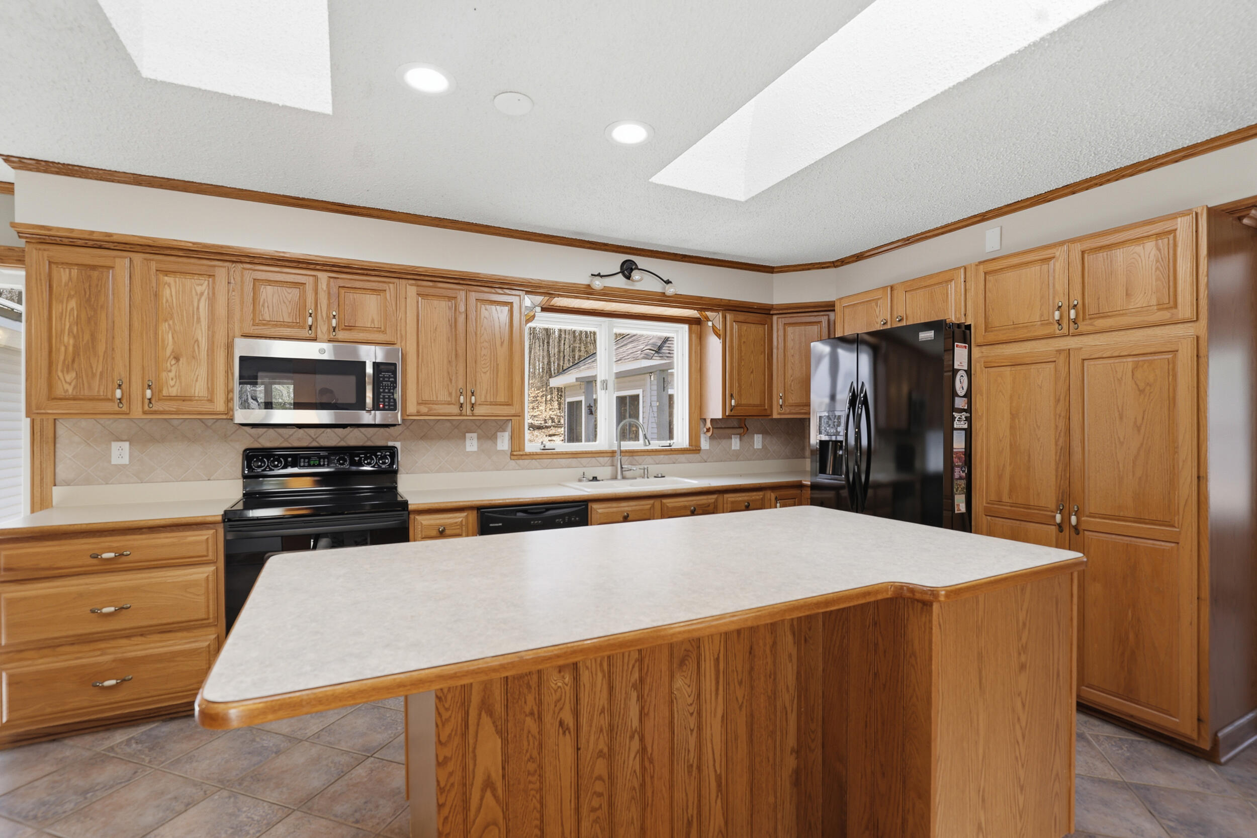 10319 East 4 1/2 Mile Road Luther, MI 49656 - Photo 14 of 62 Kitchen - all appliances included!