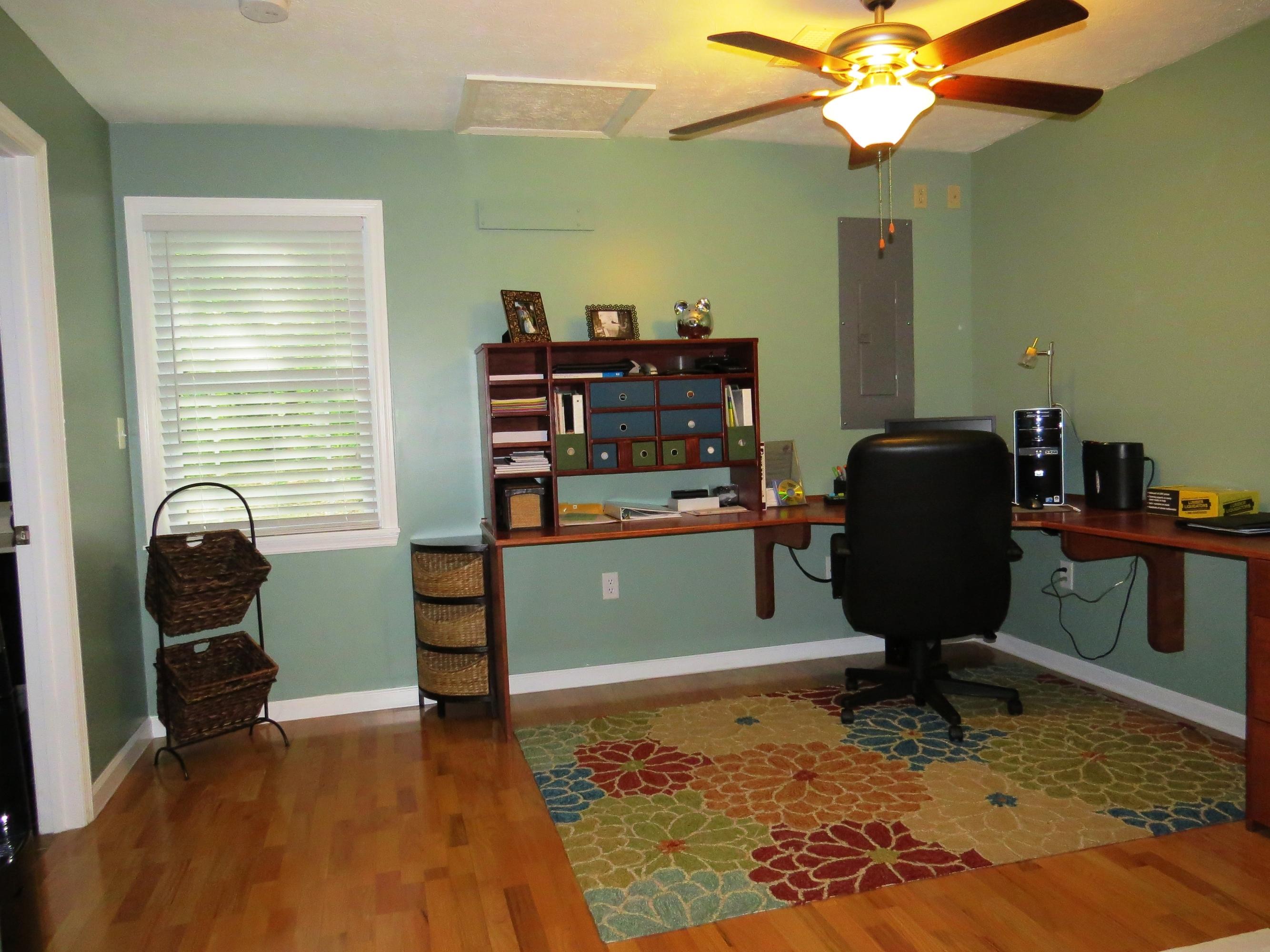 160 White Loop Road Clinton, TN 37716 - Photo 21 of 33 Can be 3rd Br