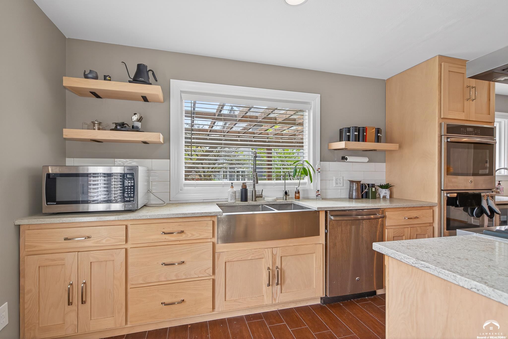 4217 Harvard Road Lawrence, KS 66049 - Photo 12 of 52