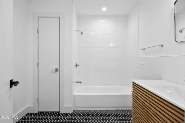 $344,900 | 133 Marjorie Lane, Unit 1, Middleburgh, NY 12122