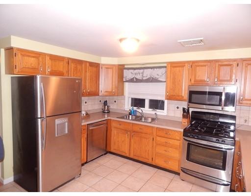 388 Norman Street Fall River, MA 02721 - Photo 4 of 21