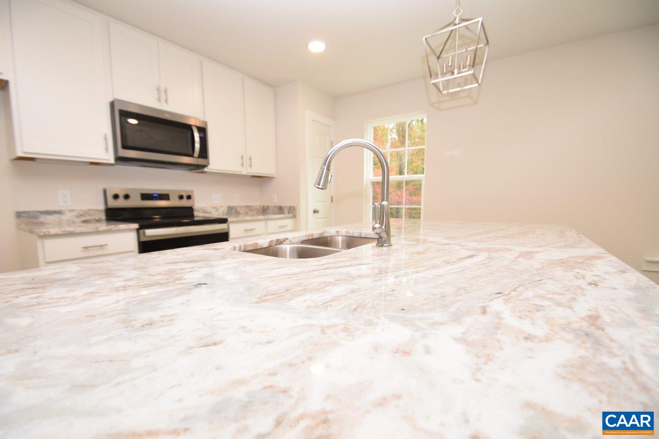 1232 Boston Road North Troy, VA 22974 - Photo 6 of 23