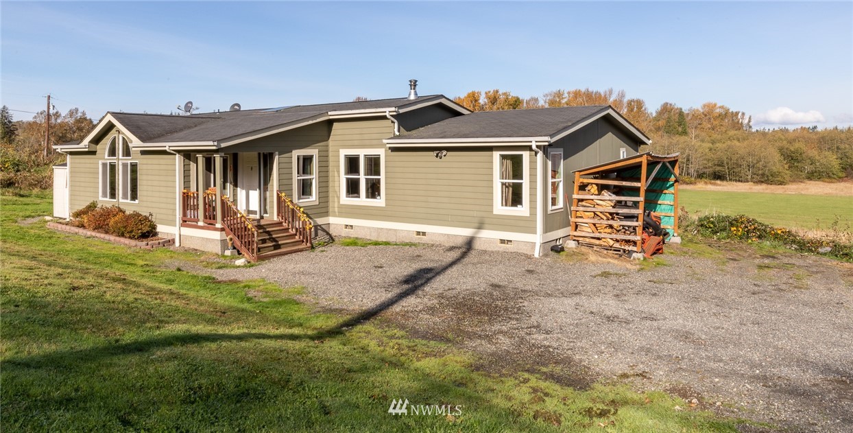 5170 Grandview Road Blaine, WA 98230 - Photo 2 of 15 Gallery Image 2