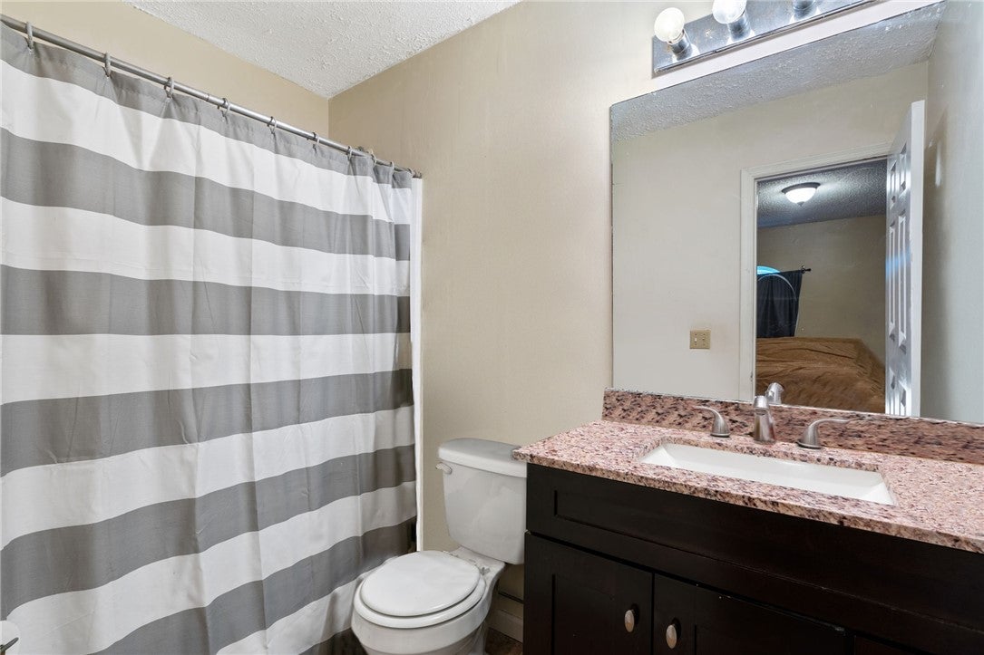 1761 Wire Road, Unit 414 Auburn, AL 36832 - Photo 8 of 11 Gallery Image 8