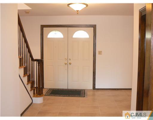 11 Pine Ridge Drive Edison, NJ 08820 - Photo 3 of 25 a view of a interior in the house