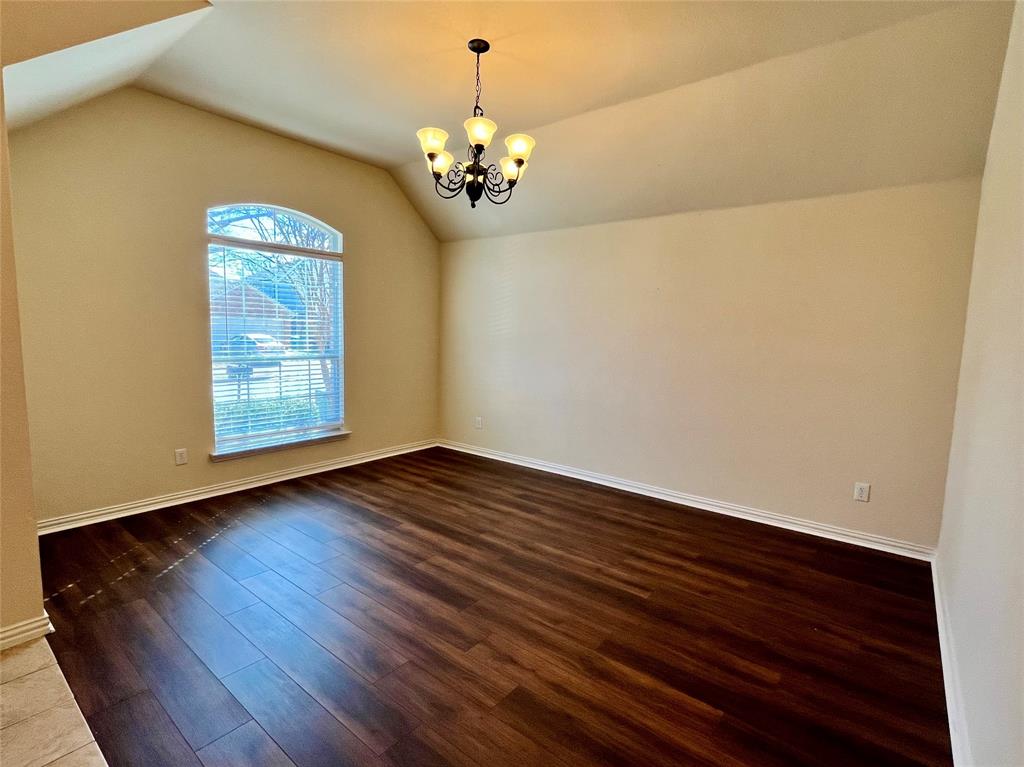 921 Raleigh Path Denton, TX 76208 - Photo 2 of 22