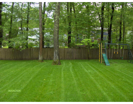 37 Barrett Street Needham, MA 02492 - Photo 4 of 4 Gallery Image 4