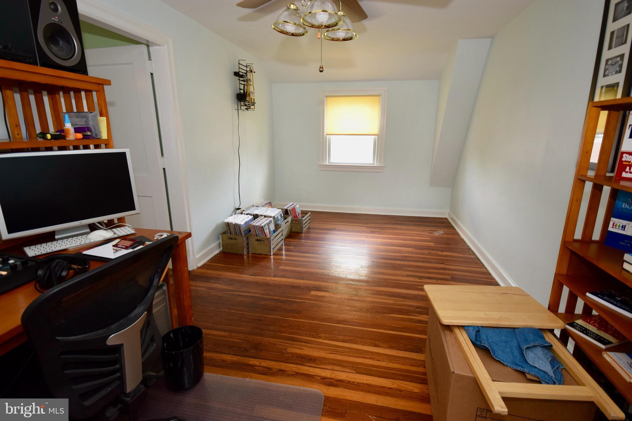 1215 Meadow Road Woodlyn, PA 19094 - Photo 20 of 31 Gallery Image 20