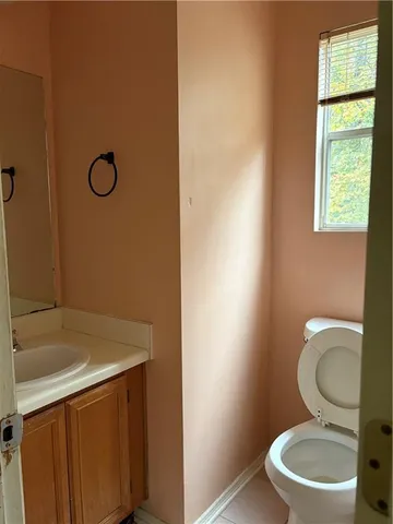 a view of a window in an empty room