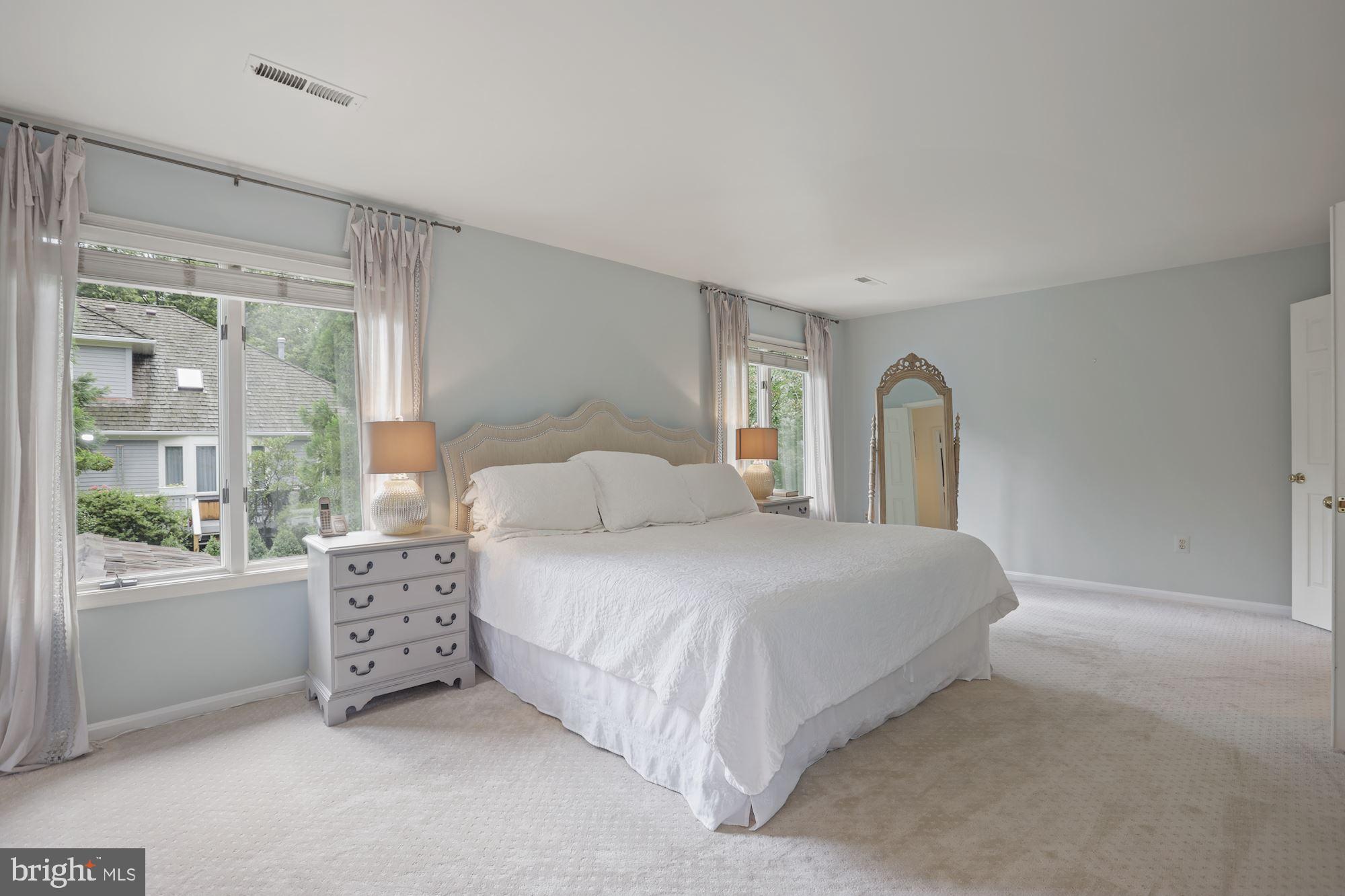 1564 Regatta Lane Reston, VA 20194 - Photo 15 of 33 Master Bedroom w/ Large Windows
